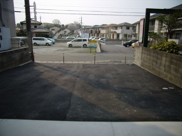 1階車庫R.jpg